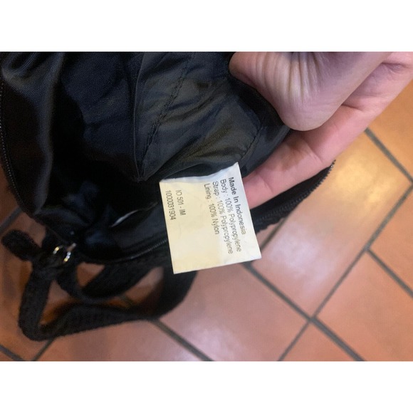 The Sak Crochet Black Handbag Crossbody Vintage Purse Shoulder Bag Zip Pockets - Picture 9 of 9